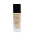 Estee Lauder Futurist Aqua Brilliance Makeup Foundation 1N1 Ivory Nude Fashion